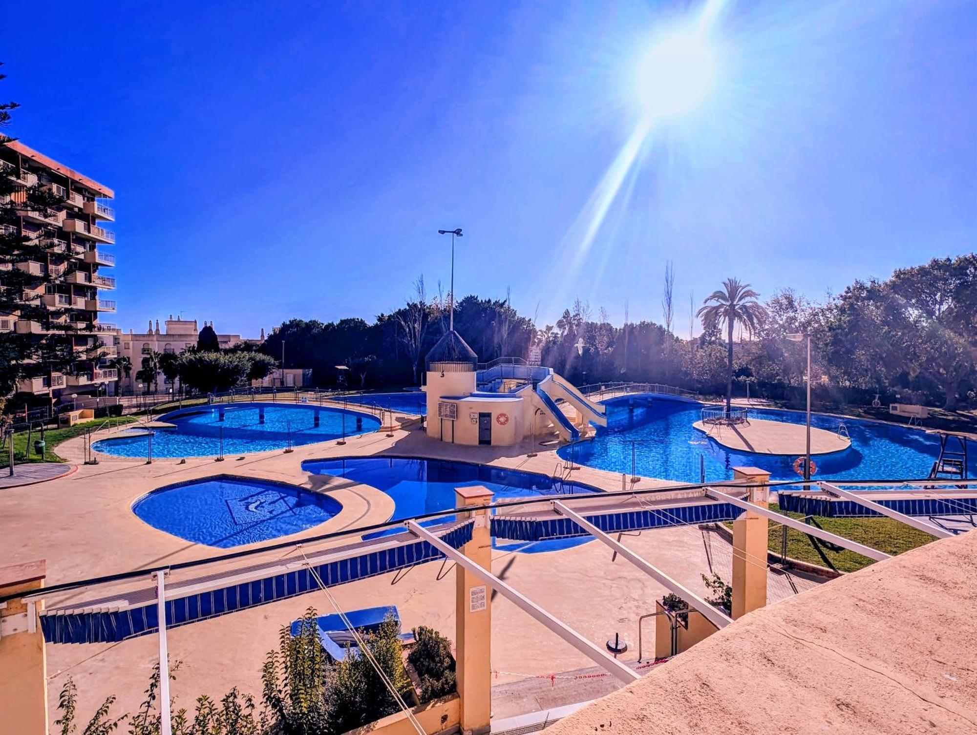 Estudio 19 Minerva Apartamentos-Piscina365-Playa-Wifi Benalmádena Rom bilde